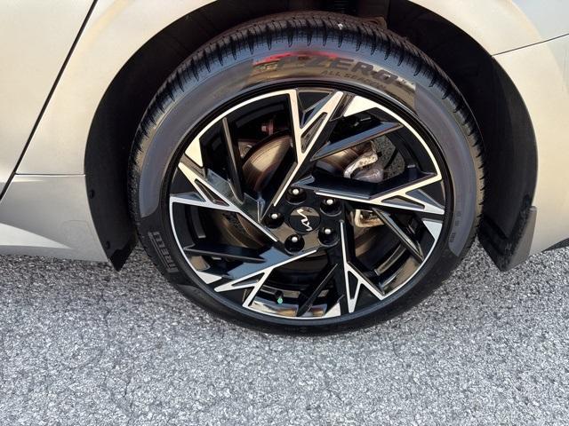 used 2025 Kia K5 car, priced at $28,996
