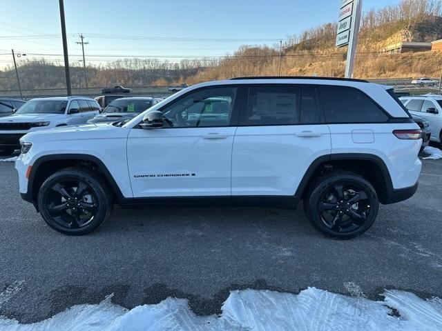 new 2025 Jeep Grand Cherokee car, priced at $45,347