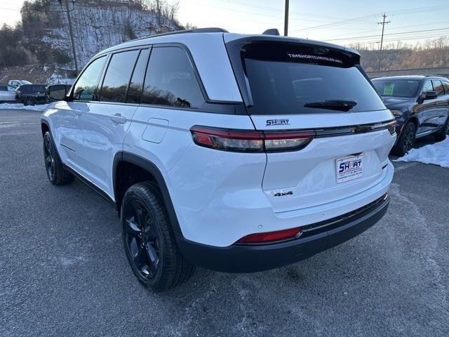 new 2025 Jeep Grand Cherokee car, priced at $45,347