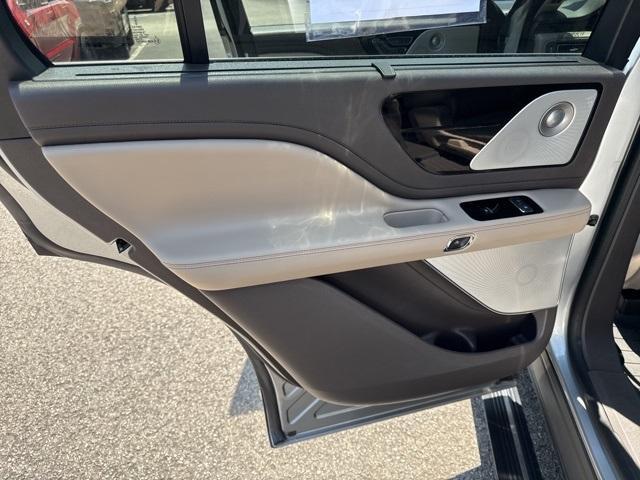 used 2020 Lincoln Aviator car, priced at $32,996