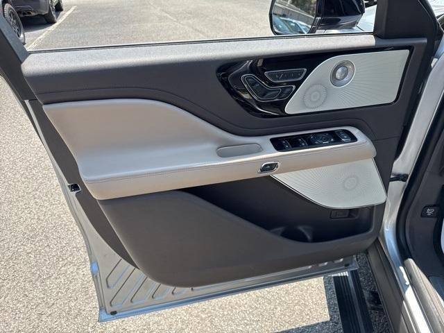 used 2020 Lincoln Aviator car, priced at $32,996