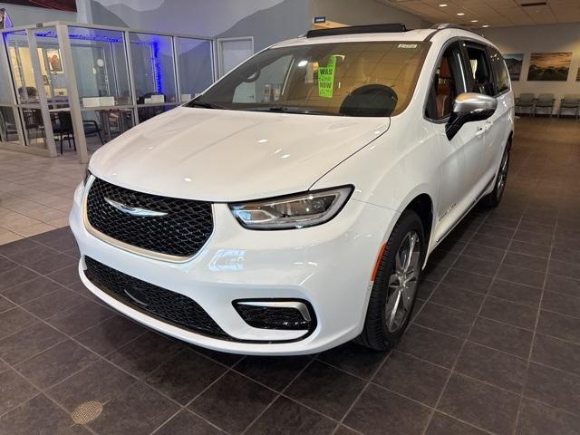 new 2026 Chrysler Pacifica car, priced at $51,997