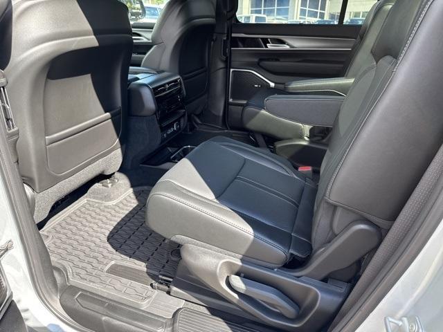new 2025 Jeep Wagoneer L car, priced at $73,797