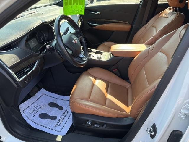 used 2020 Cadillac XT4 car, priced at $24,996