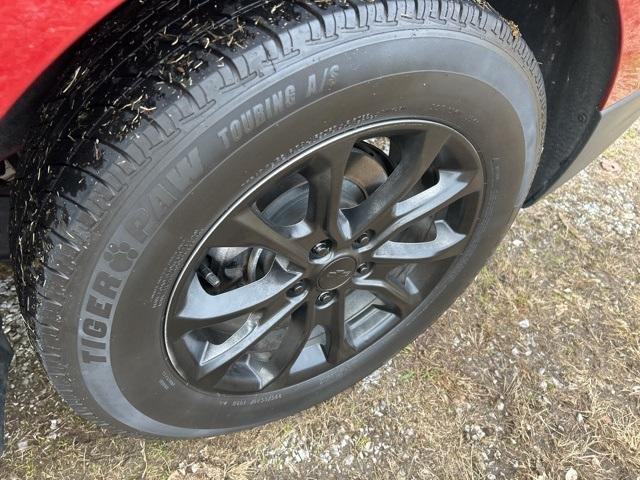 used 2023 Chevrolet Equinox car, priced at $25,700