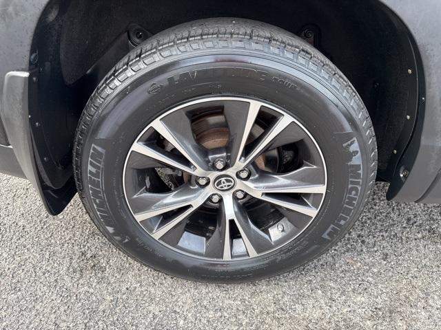 used 2019 Toyota Highlander car, priced at $20,996