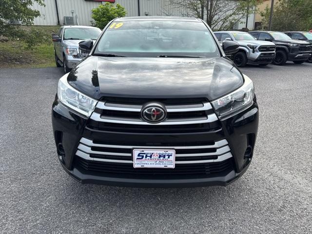 used 2019 Toyota Highlander car, priced at $20,996