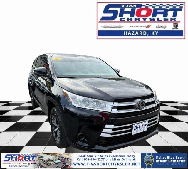 used 2019 Toyota Highlander car, priced at $20,996