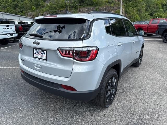 new 2025 Jeep Compass car, priced at $28,997