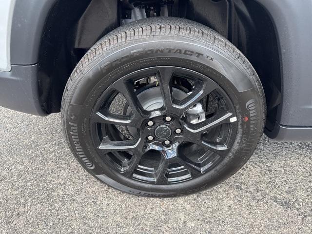 new 2025 Jeep Compass car, priced at $28,997