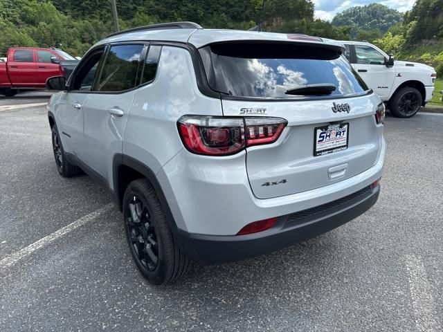 new 2025 Jeep Compass car, priced at $28,997