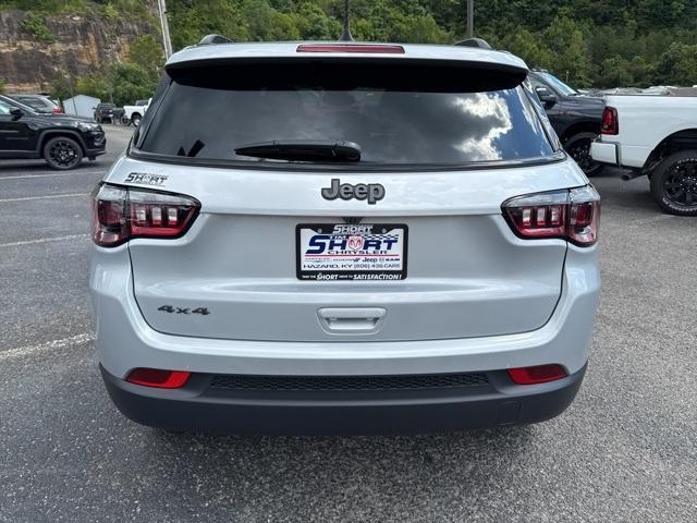 new 2025 Jeep Compass car, priced at $28,997