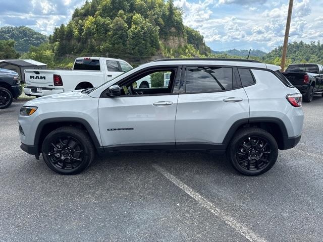 new 2025 Jeep Compass car, priced at $28,997