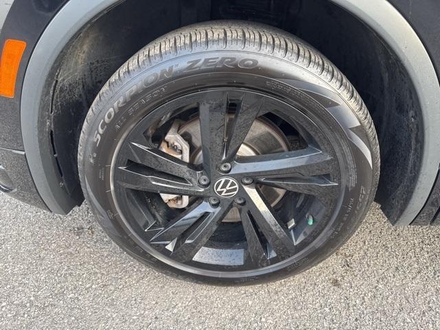 used 2024 Volkswagen Tiguan car, priced at $30,500