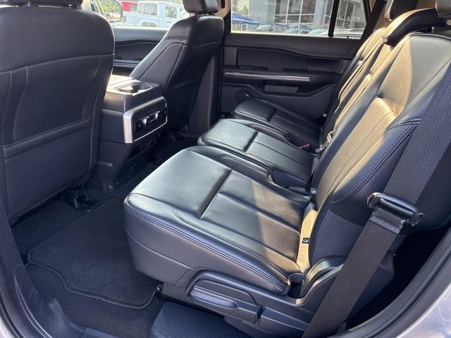 used 2024 Ford Expedition car, priced at $50,996