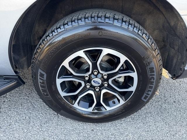used 2024 Ford Expedition car, priced at $50,996