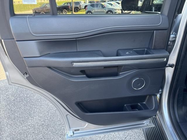 used 2024 Ford Expedition car, priced at $50,996