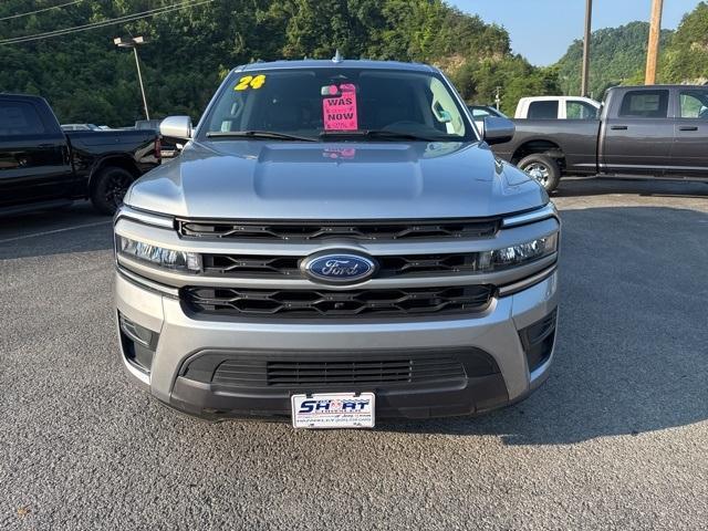 used 2024 Ford Expedition car, priced at $50,996
