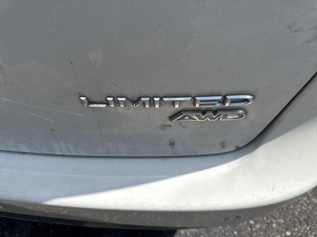 used 2021 Chrysler Pacifica car, priced at $31,997