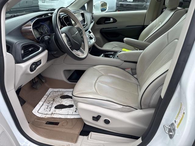 used 2021 Chrysler Pacifica car, priced at $31,997
