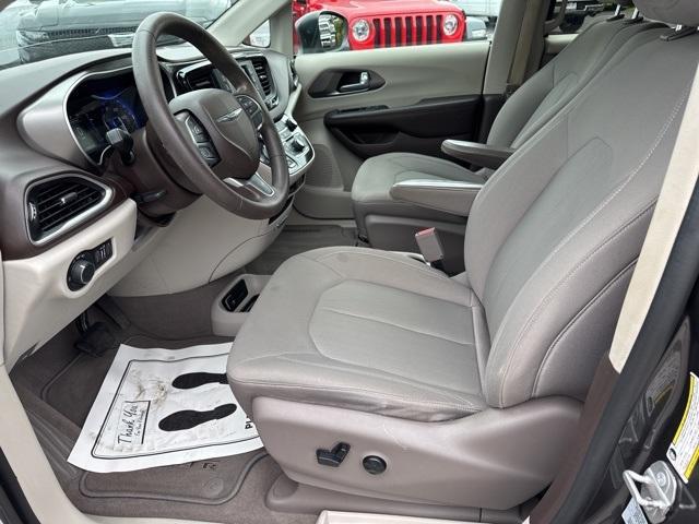 used 2017 Chrysler Pacifica car, priced at $12,500