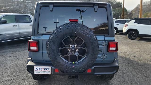 new 2025 Jeep Wrangler car, priced at $40,997