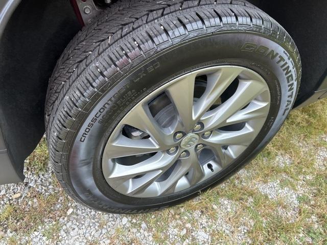 used 2025 Buick Enclave car, priced at $42,500