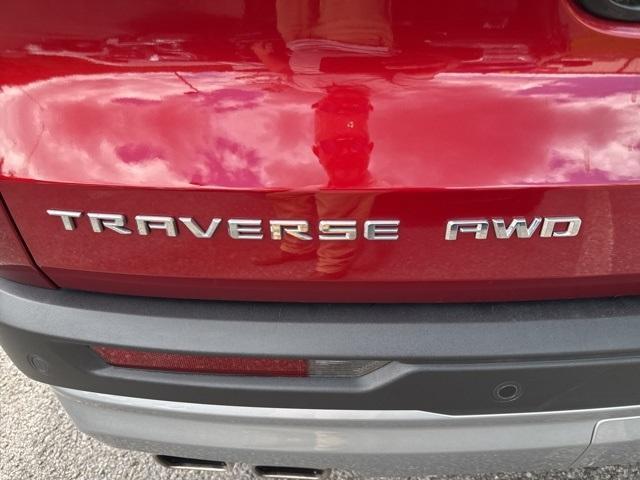 used 2024 Chevrolet Traverse car, priced at $40,996