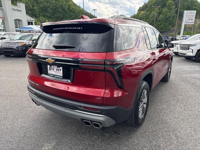 used 2024 Chevrolet Traverse car, priced at $40,996