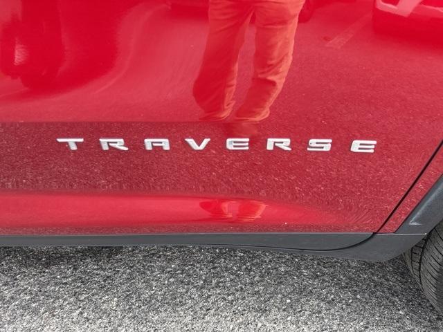 used 2024 Chevrolet Traverse car, priced at $40,996