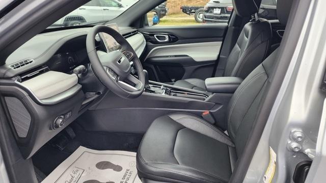 new 2025 Jeep Compass car, priced at $32,997