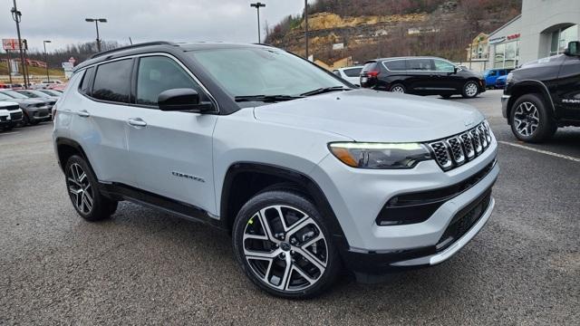 new 2025 Jeep Compass car, priced at $32,997