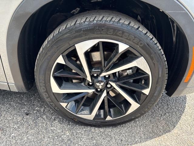 used 2023 Mitsubishi Outlander car, priced at $23,996
