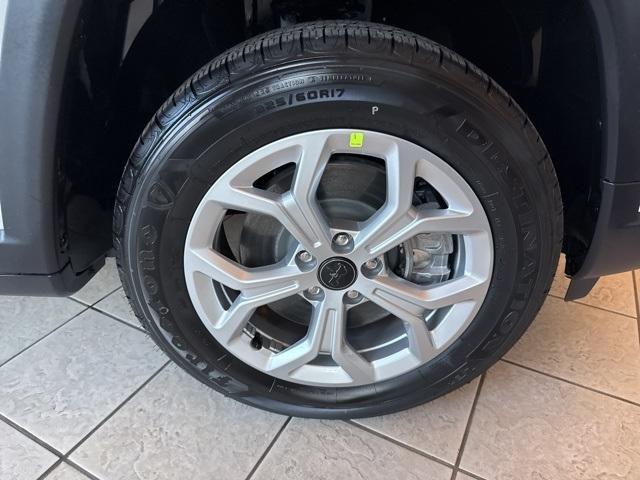 new 2025 Jeep Compass car, priced at $26,997