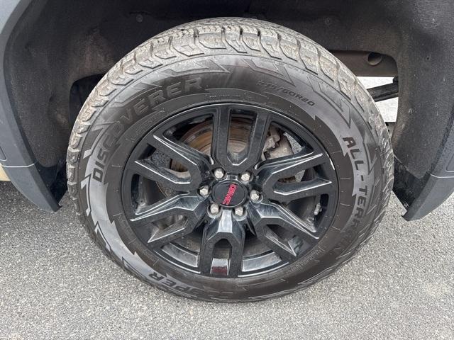 used 2022 GMC Sierra 1500 car, priced at $43,996