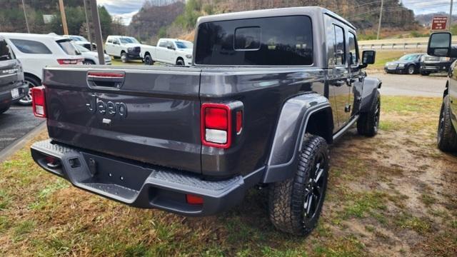 new 2025 Jeep Gladiator car, priced at $38,997