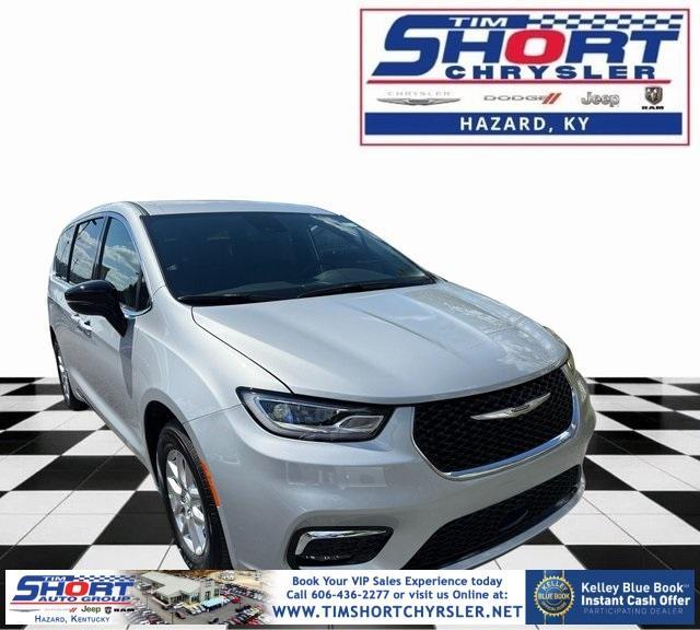 new 2026 Chrysler Pacifica car, priced at $39,997