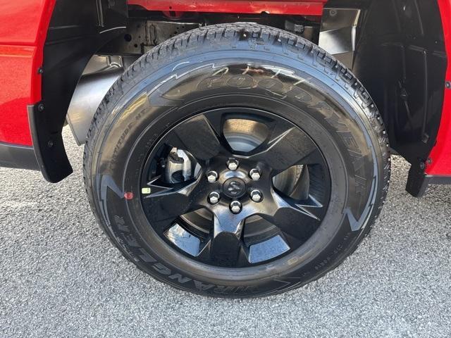 new 2025 Ram 1500 car, priced at $39,497
