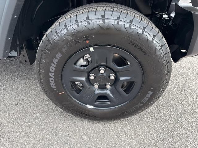new 2025 Jeep Wrangler car, priced at $34,800