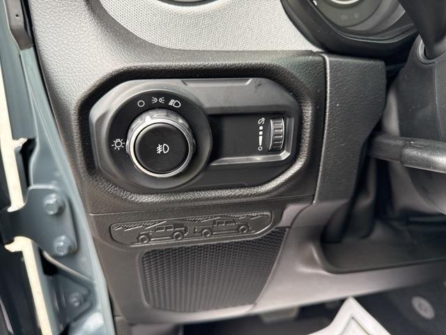 new 2025 Jeep Wrangler car, priced at $37,997
