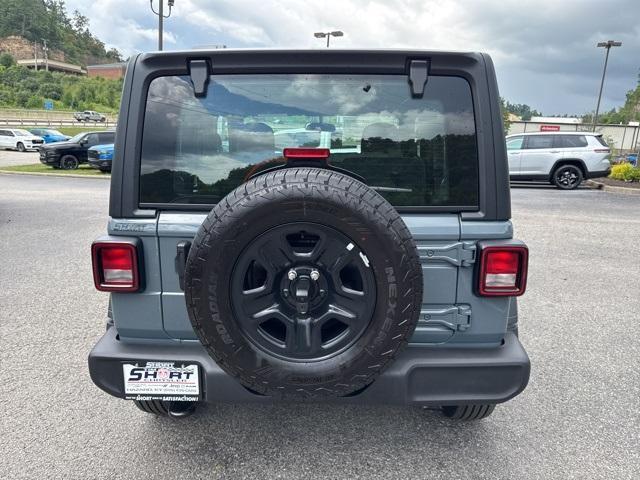 new 2025 Jeep Wrangler car, priced at $34,800