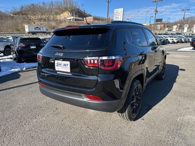 new 2025 Jeep Compass car, priced at $27,997