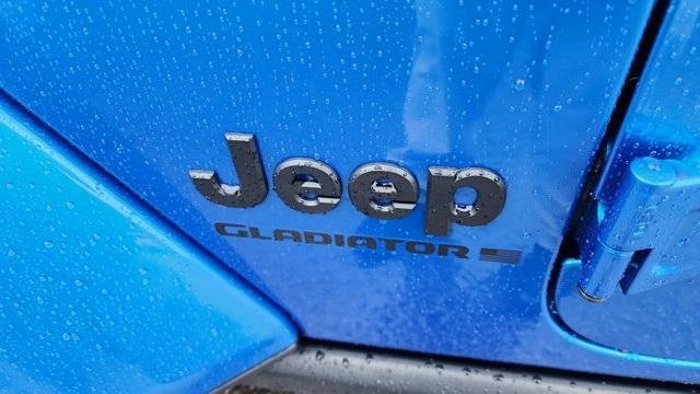 new 2025 Jeep Gladiator car, priced at $44,597