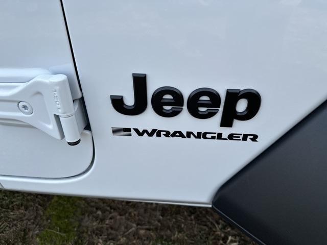 new 2025 Jeep Wrangler car, priced at $47,997