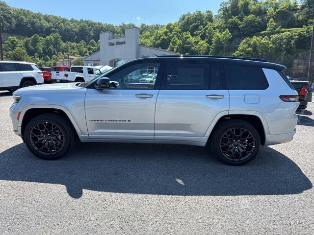 new 2025 Jeep Grand Cherokee L car, priced at $62,307