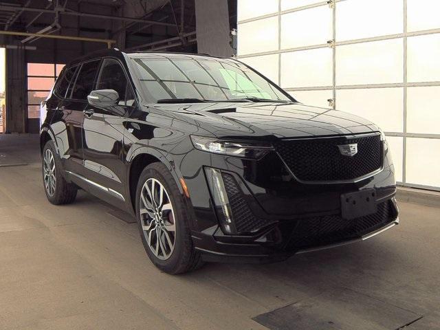 used 2023 Cadillac XT6 car, priced at $45,996