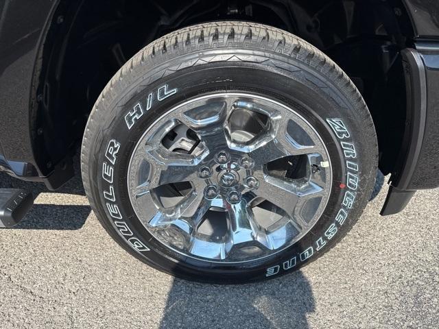 new 2025 Ram 1500 car, priced at $48,954