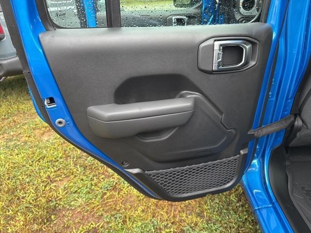 new 2025 Jeep Wrangler car, priced at $39,997