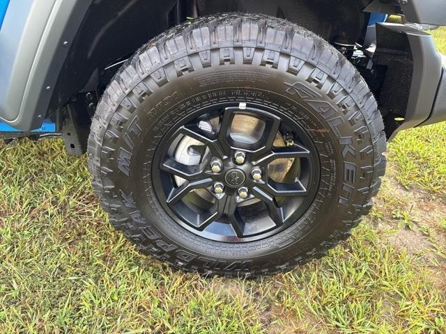 new 2025 Jeep Wrangler car, priced at $39,997