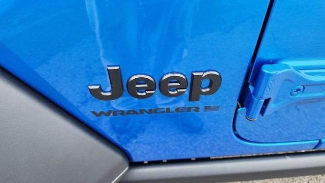 new 2025 Jeep Wrangler car, priced at $44,997